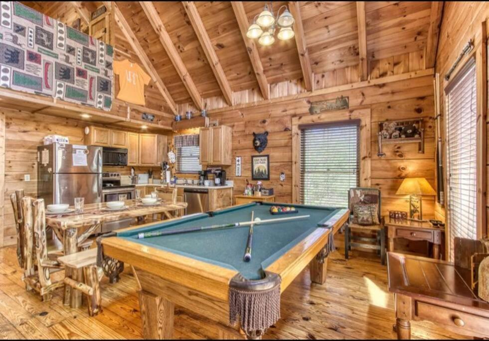 Lazy Bear Cabin Sevierville Luaran gambar