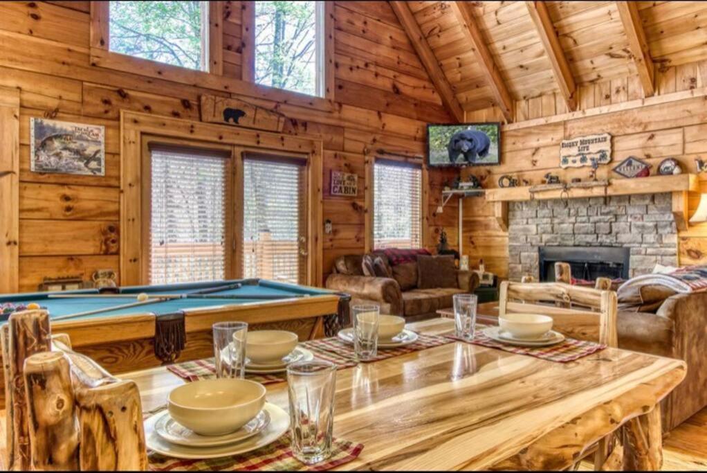 Lazy Bear Cabin Sevierville Luaran gambar
